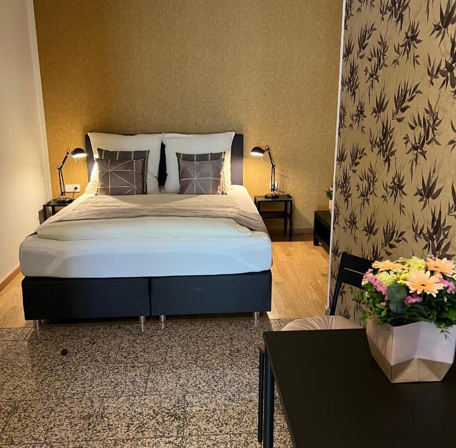 Solitaire Hotel Берлин Екстериор снимка