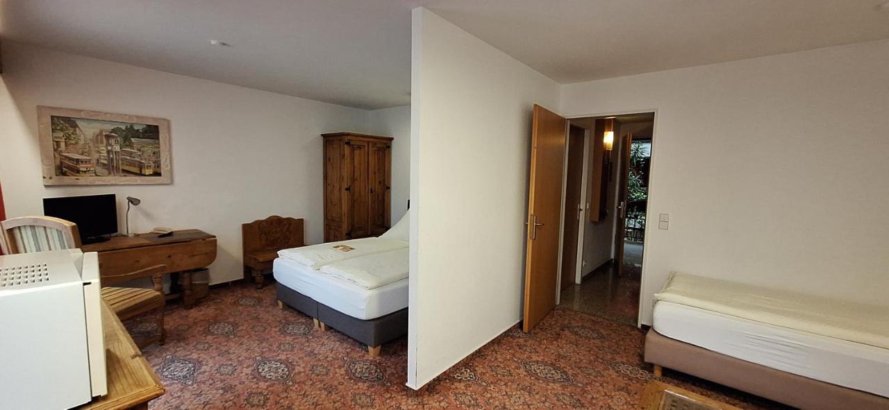 Solitaire Hotel Берлин Екстериор снимка
