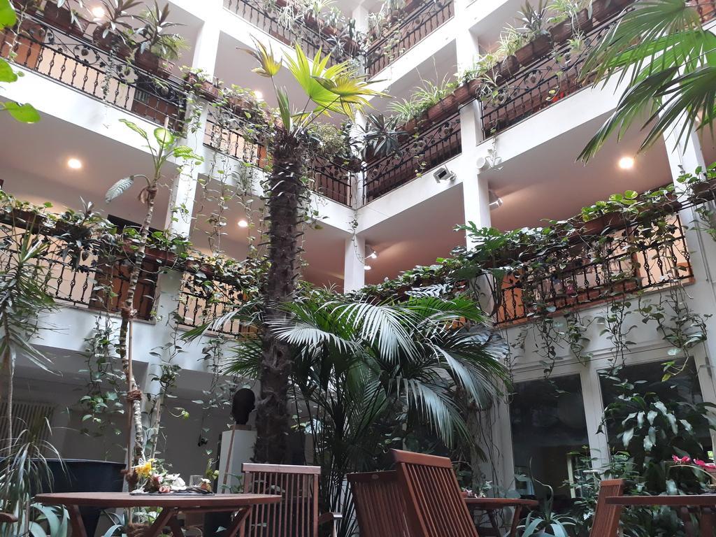Solitaire Hotel Берлин Екстериор снимка